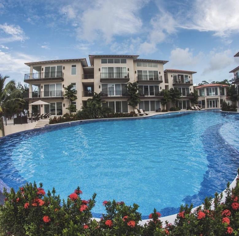 Playa Escondida Beach Club Tela Ngoại thất bức ảnh