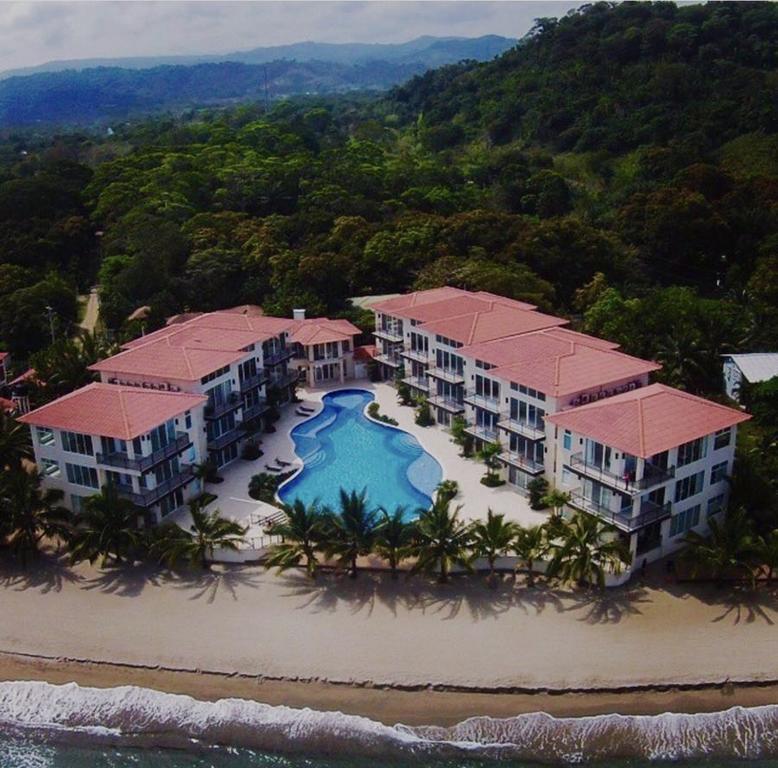 Playa Escondida Beach Club Tela Ngoại thất bức ảnh
