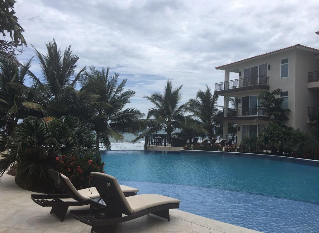 Playa Escondida Beach Club Tela Ngoại thất bức ảnh