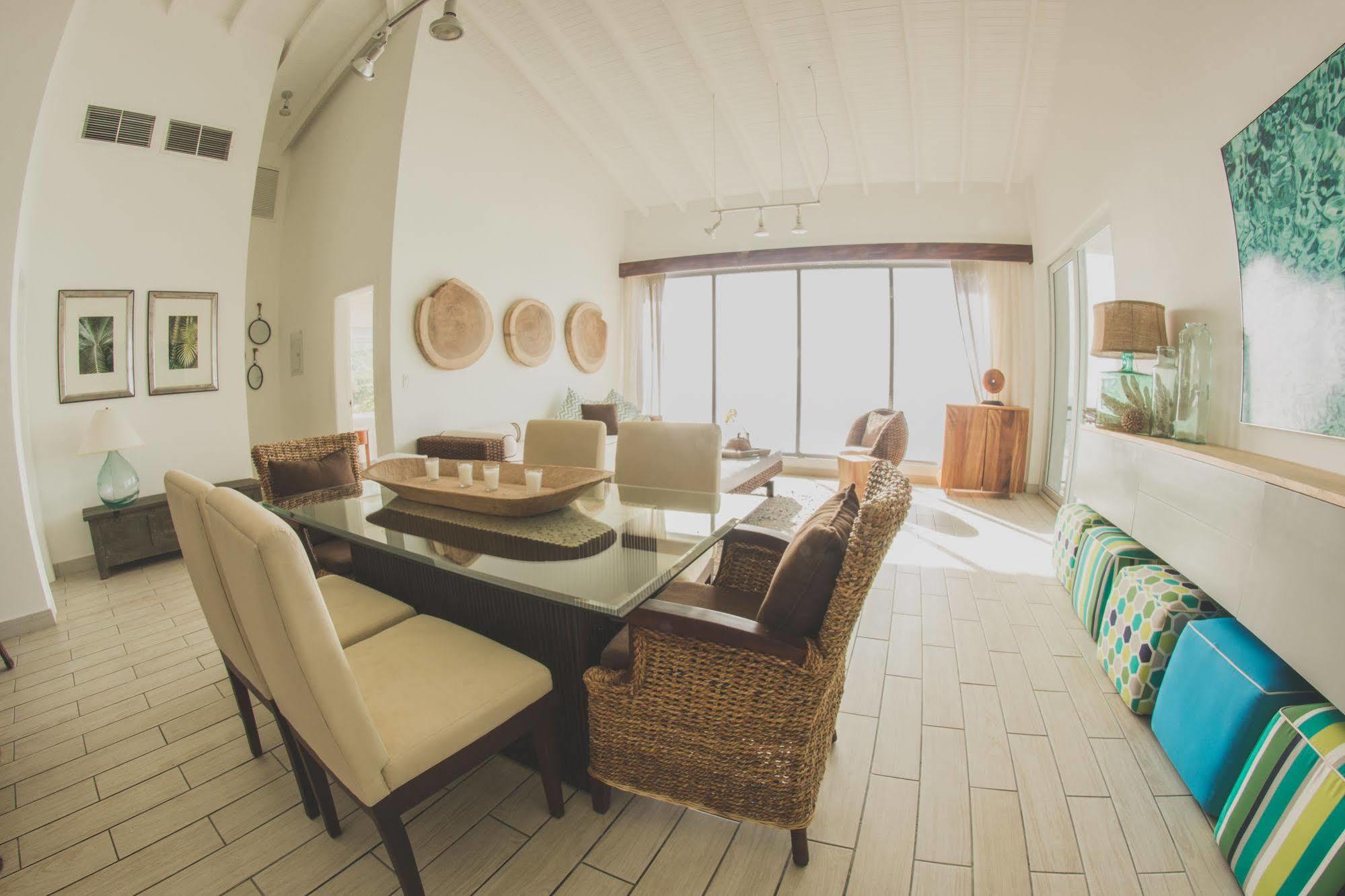 Playa Escondida Beach Club Tela Ngoại thất bức ảnh