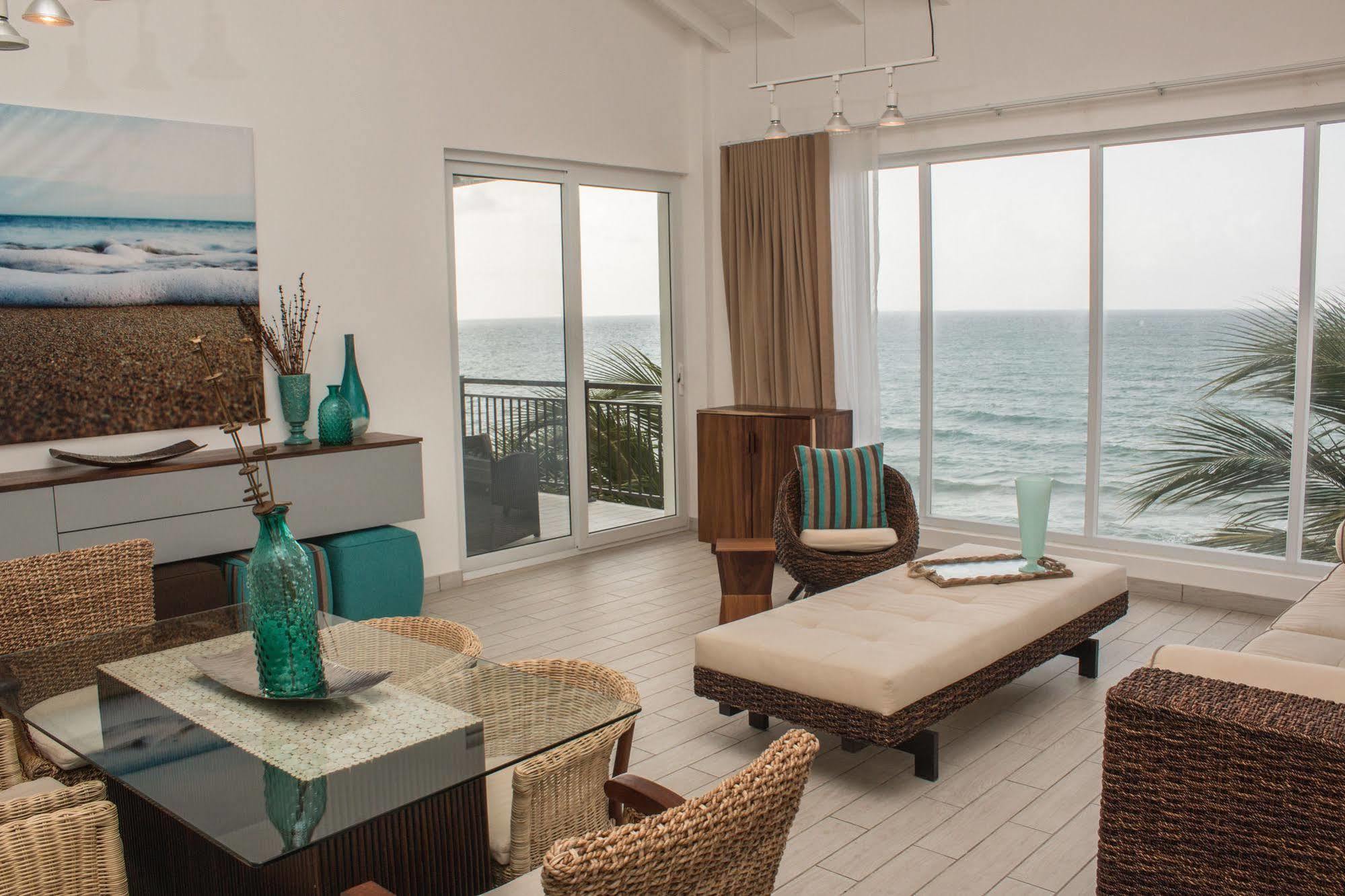 Playa Escondida Beach Club Tela Ngoại thất bức ảnh