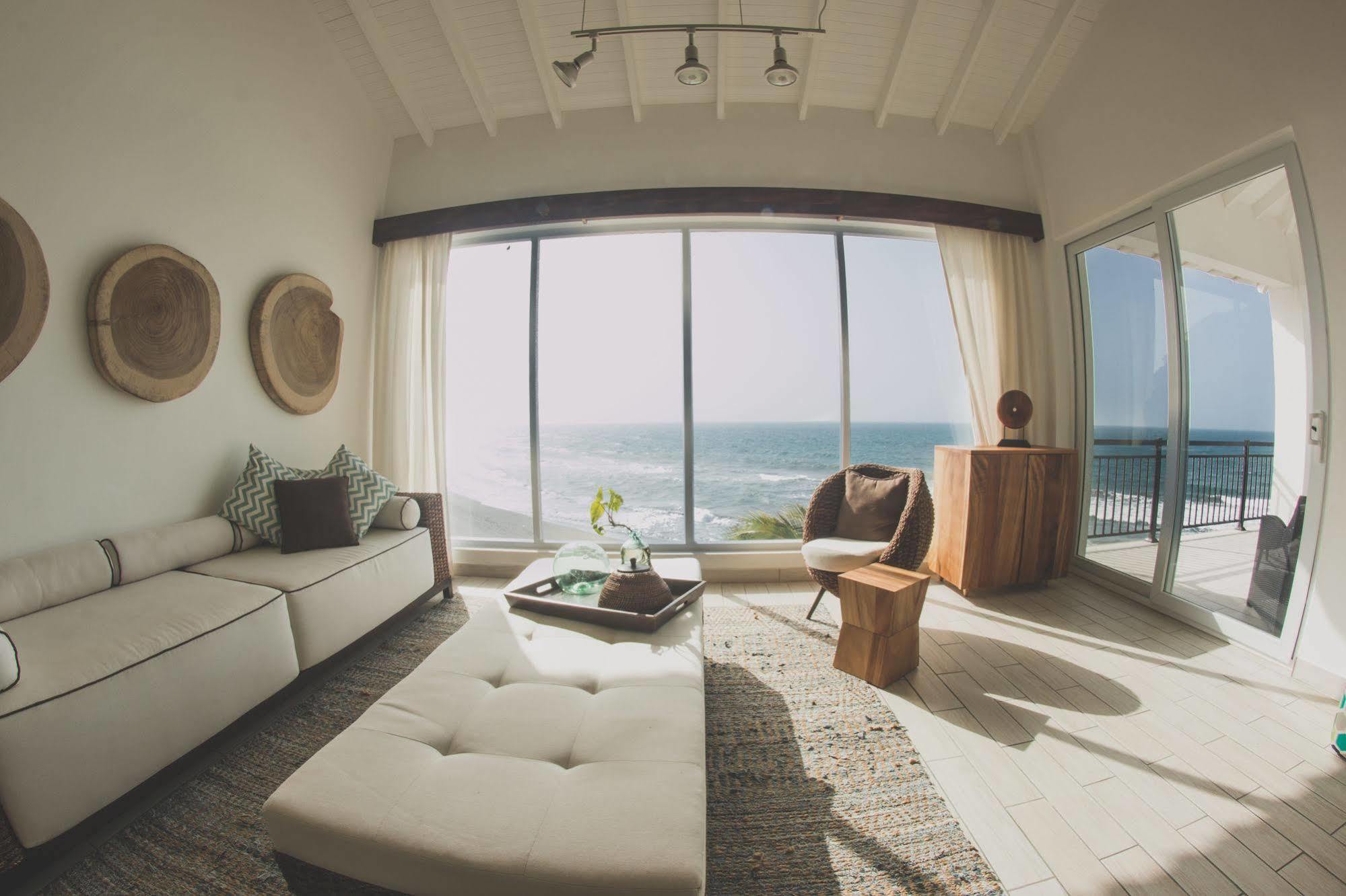Playa Escondida Beach Club Tela Ngoại thất bức ảnh
