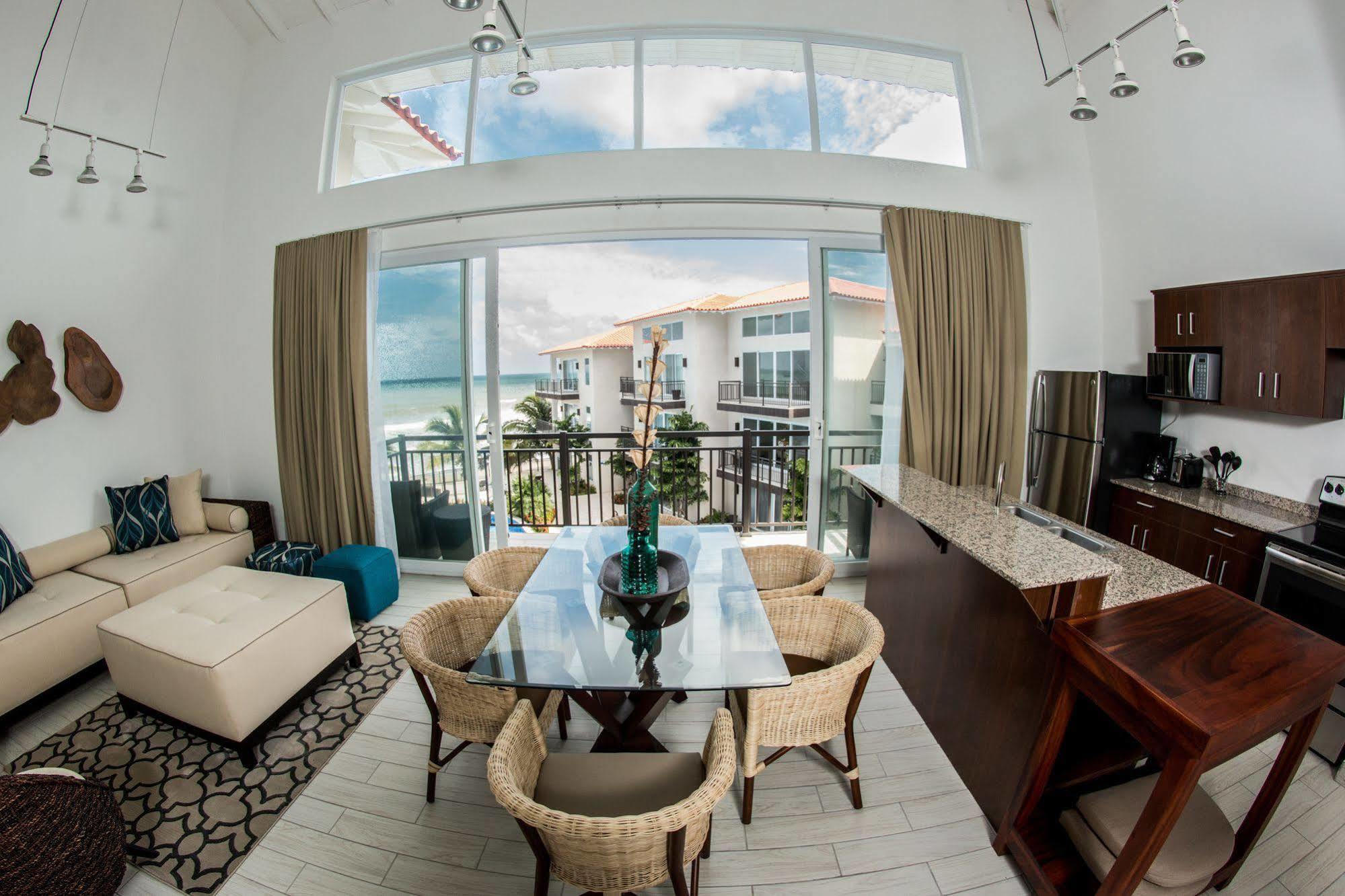 Playa Escondida Beach Club Tela Ngoại thất bức ảnh