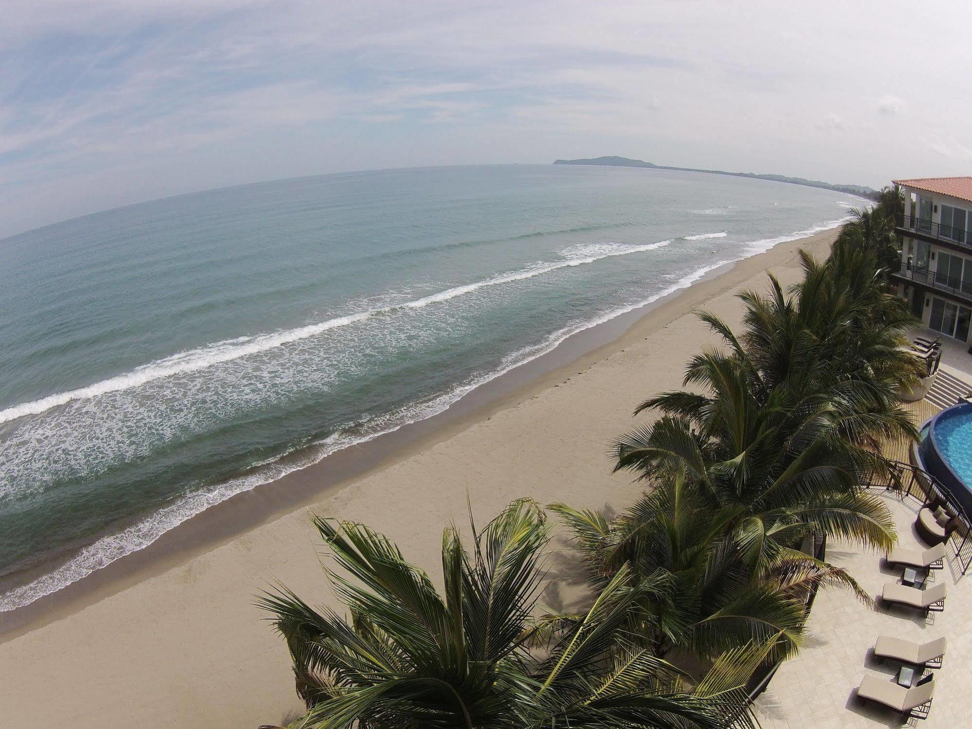 Playa Escondida Beach Club Tela Ngoại thất bức ảnh